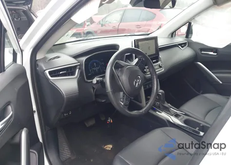 2023 Toyota Corolla Cross Xle z USA, uszkodzony, nr VIN 7MUEAABG2PV057820